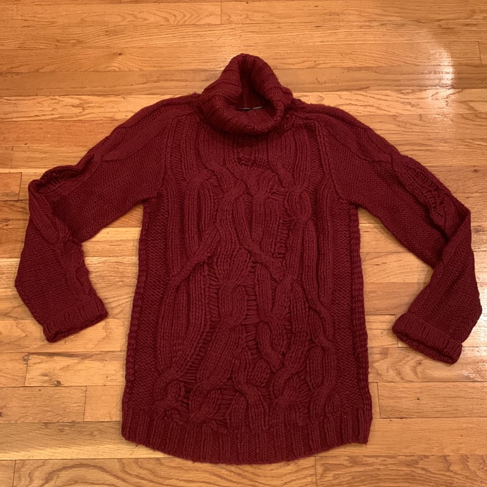 Theyskens’ Theory Cable Knit Sweater